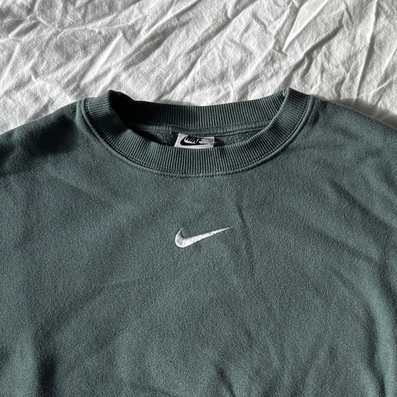Nike x SoulCycle Women's Forest Green Cropped Sweatshirt - Picture 5 of 5
